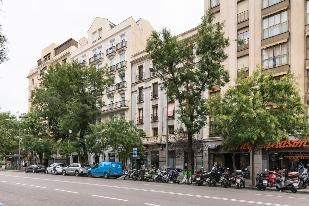 Amazing Apartment! Quiet And Bright, Madrid. Exterior photo